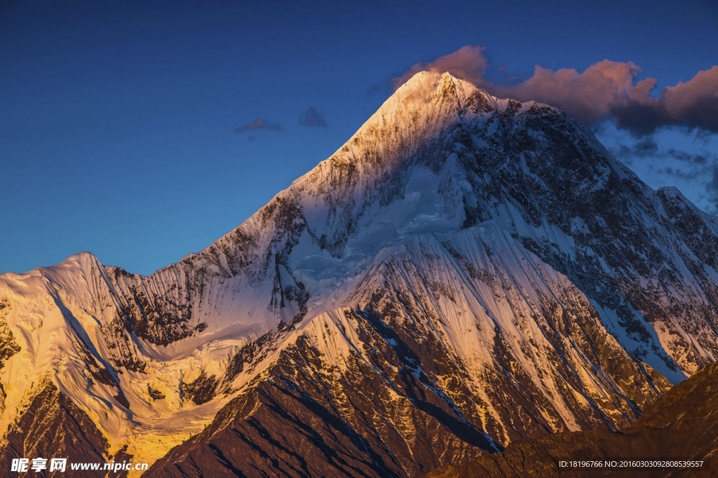 雪山景观