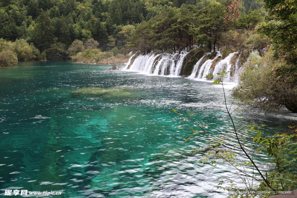 九寨沟的水