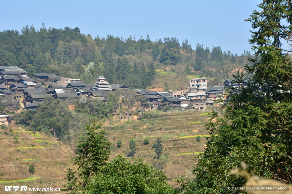 美更村