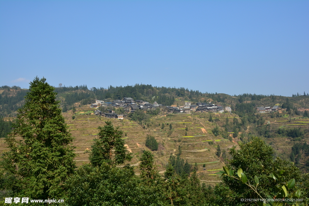 美更村