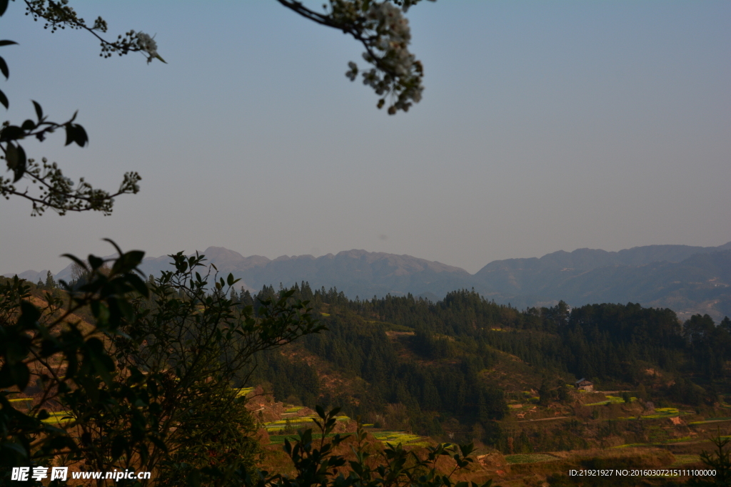 山峦