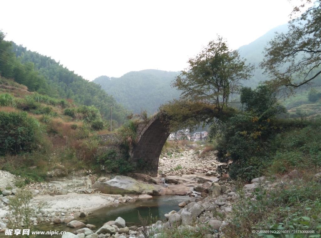 古桥风景