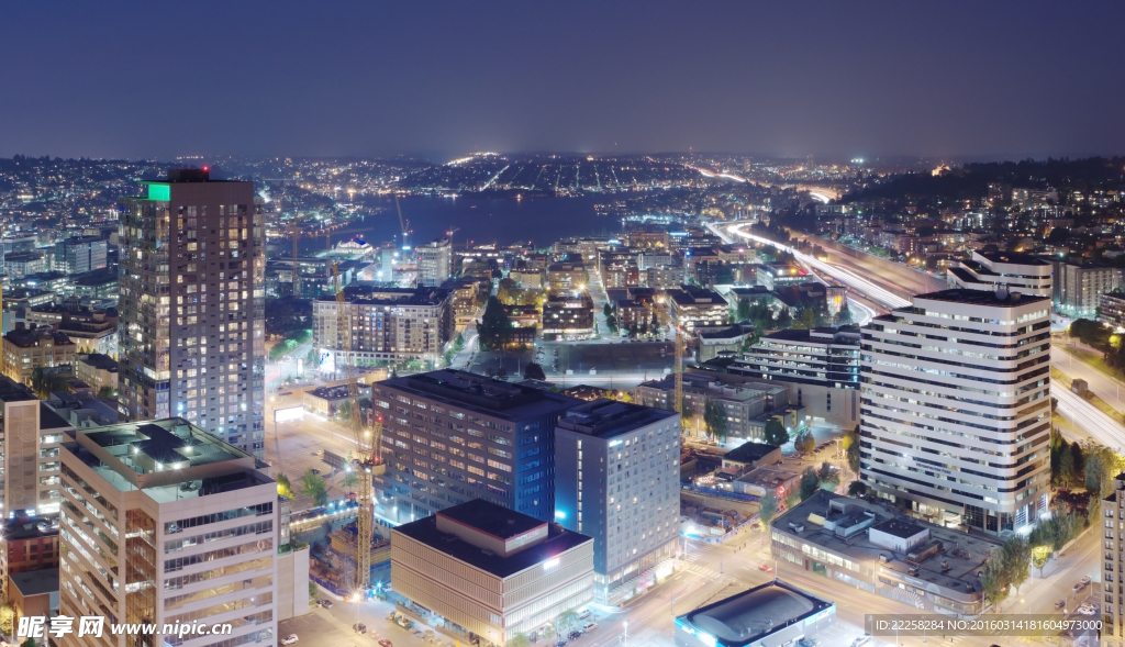 繁华城市夜景