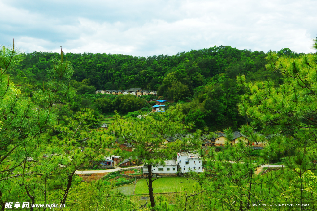 乡村山水 深山古建