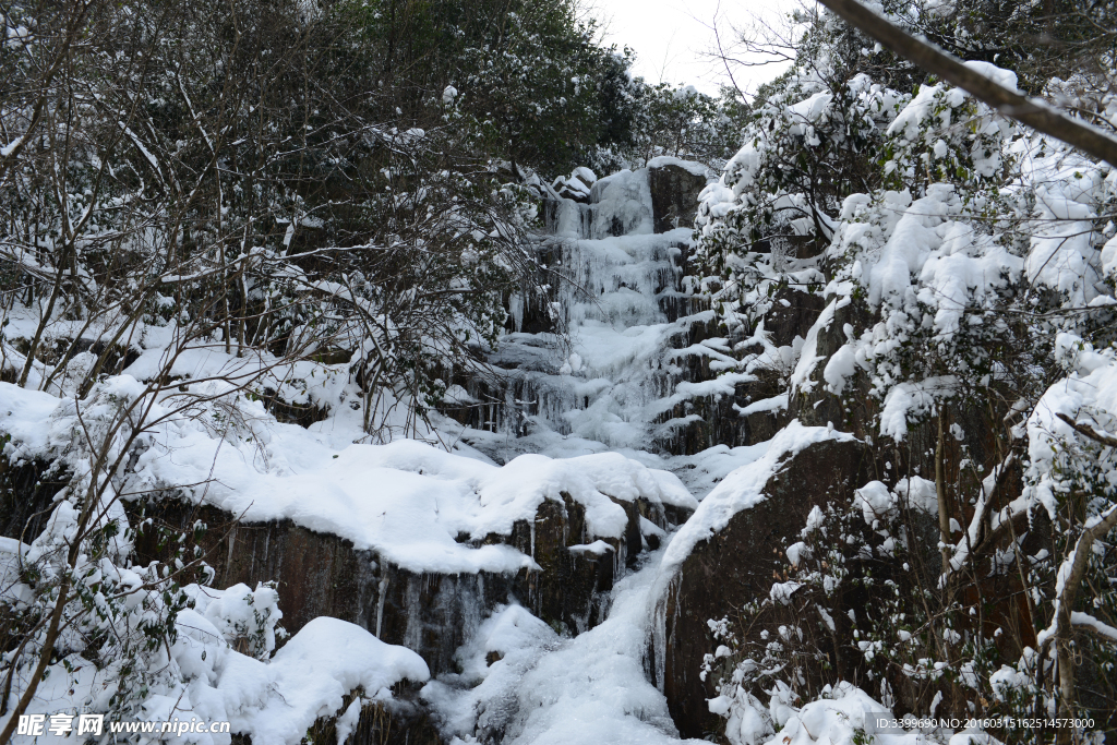 山中雪景 冬天雪景