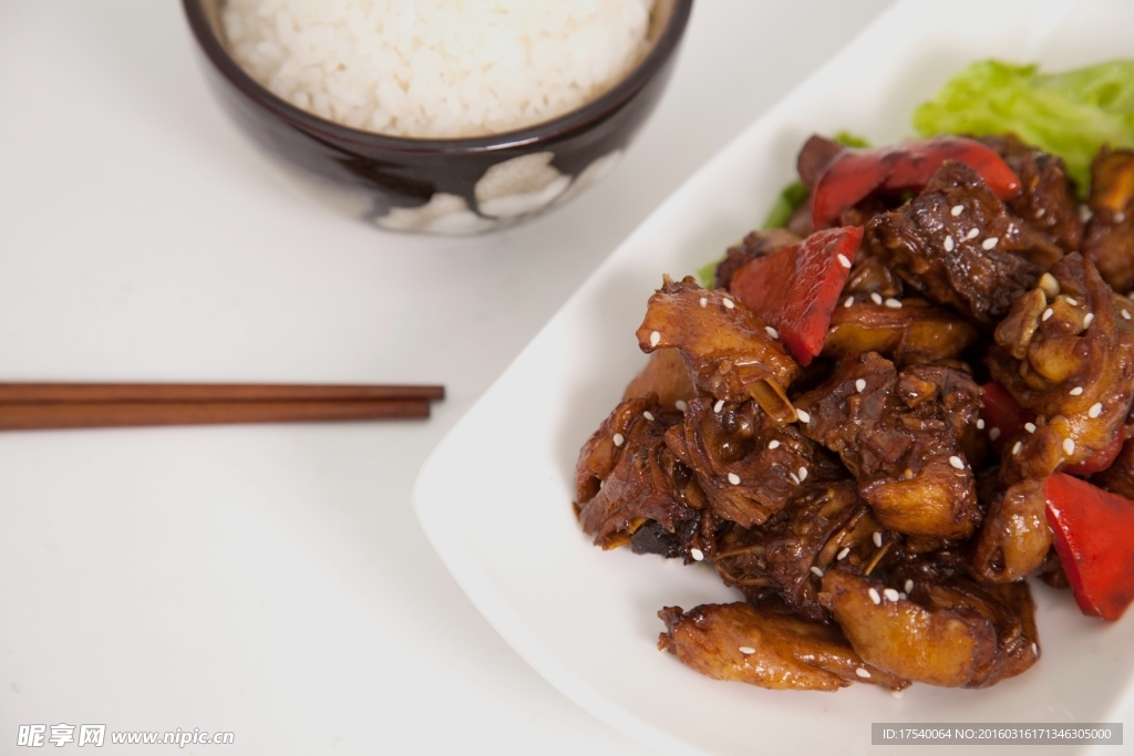 红烧鸡块