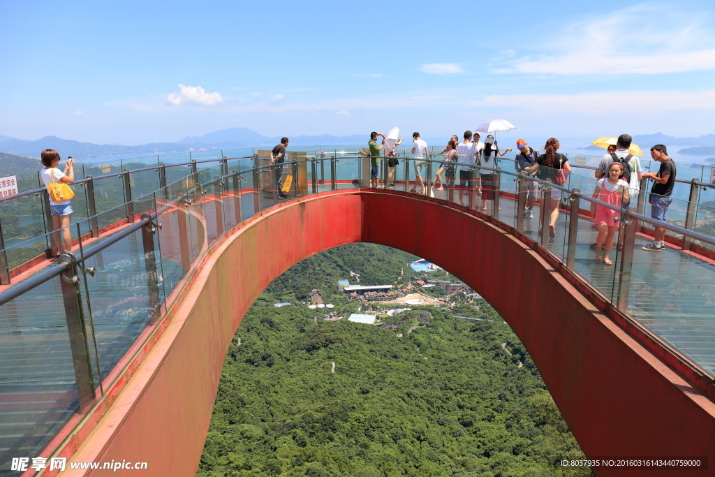 大侠谷登峰造极观景台