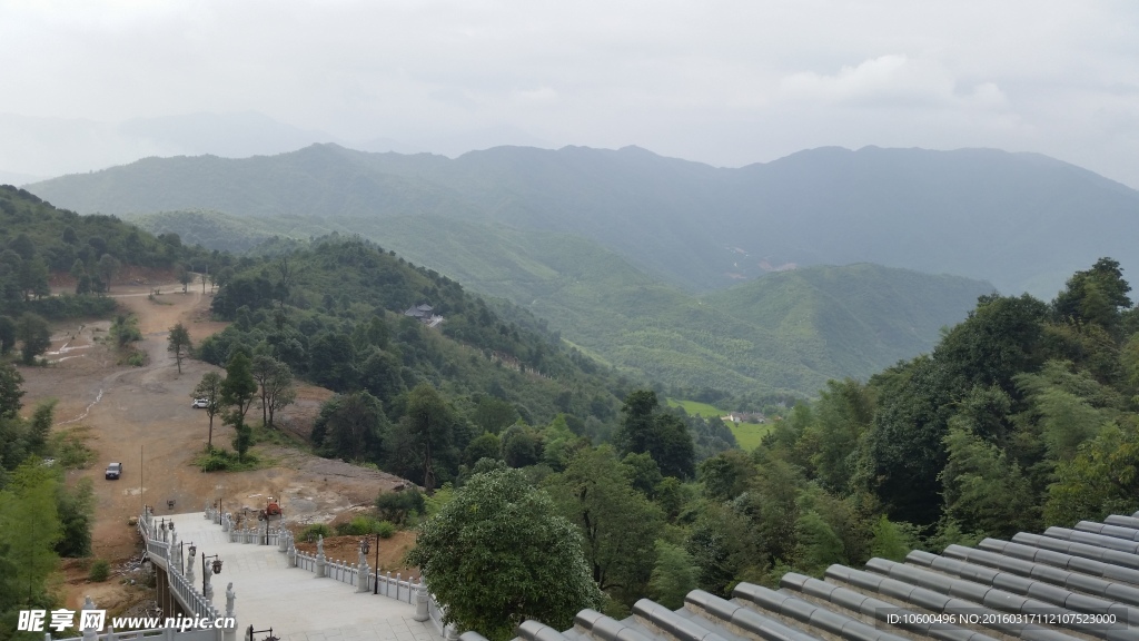 莲花山