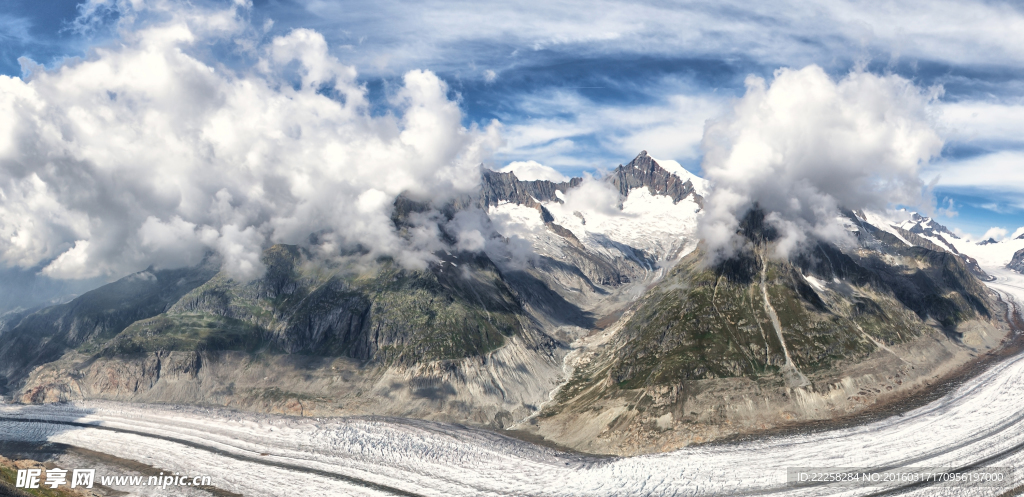 雪山美景