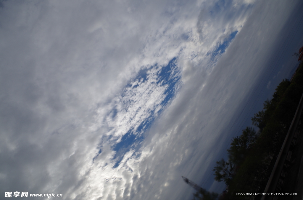 天空