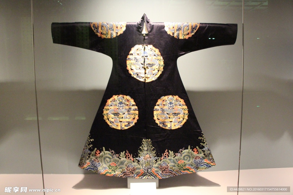 清宫服饰