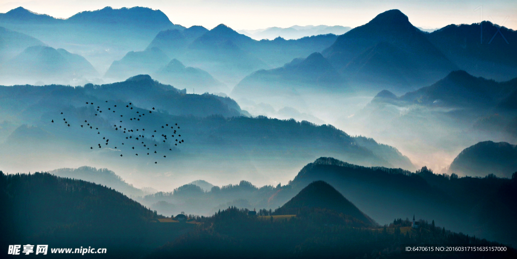 意境山峦