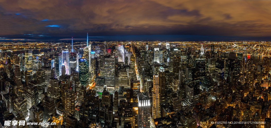 繁华城市夜景