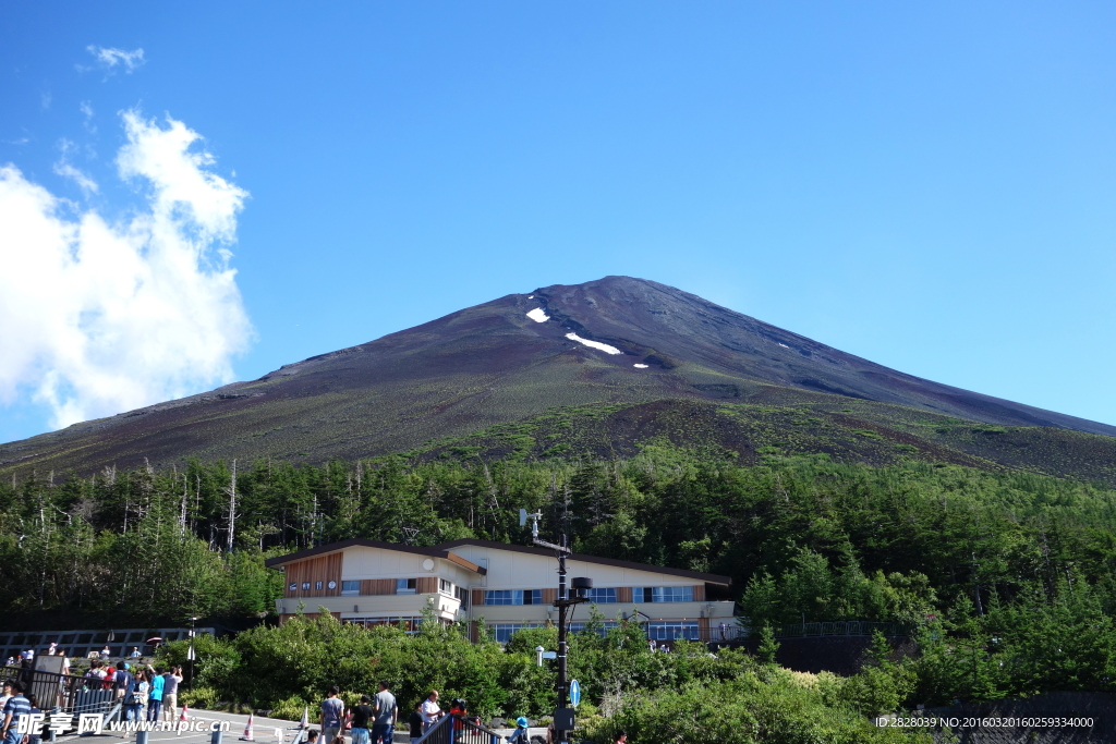 夏天的富士山