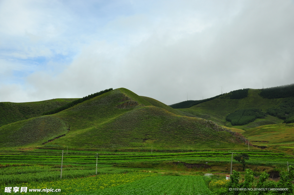 草原天空