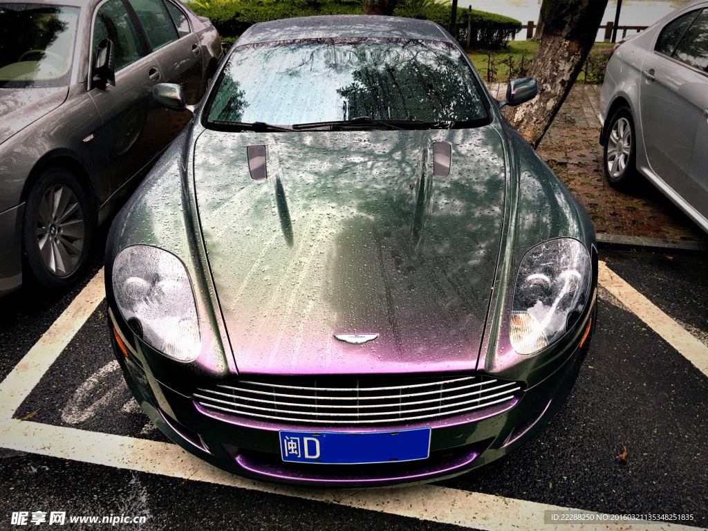 阿斯顿马丁 DB9