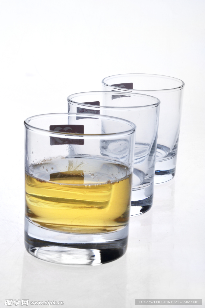 啤酒杯