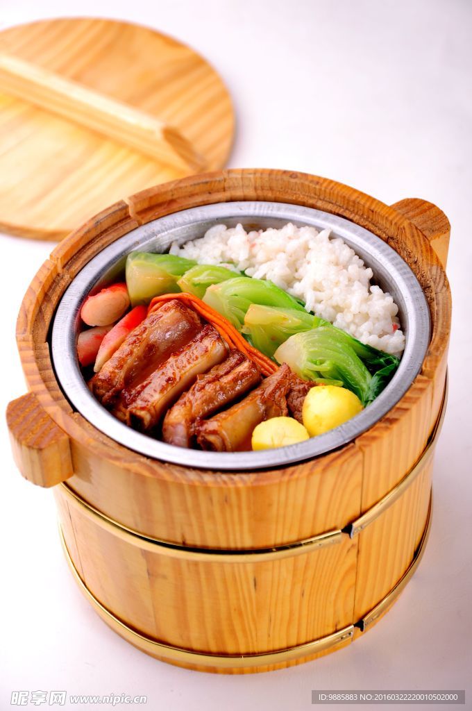 排骨木桶饭