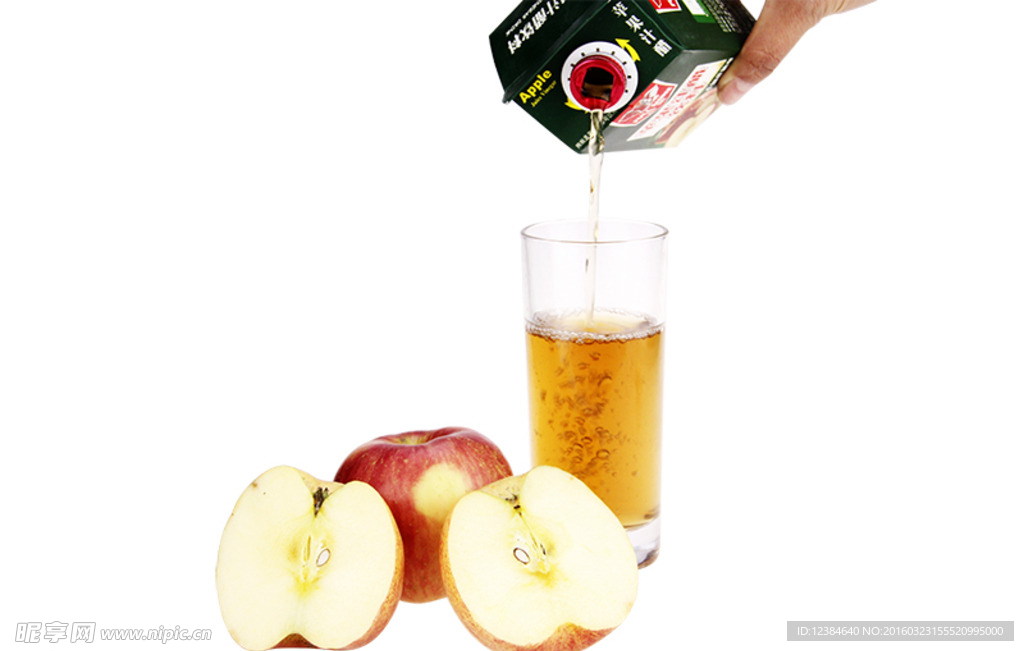 苹果醋倒入饮料