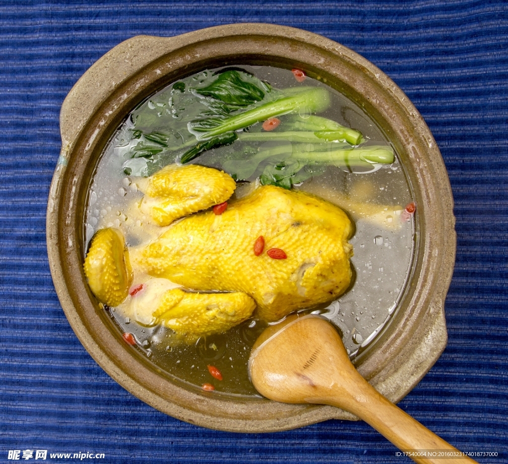 炖鸡汤