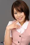 年轻美女