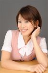 年轻美女