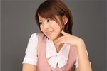 年轻美女