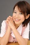 年轻美女