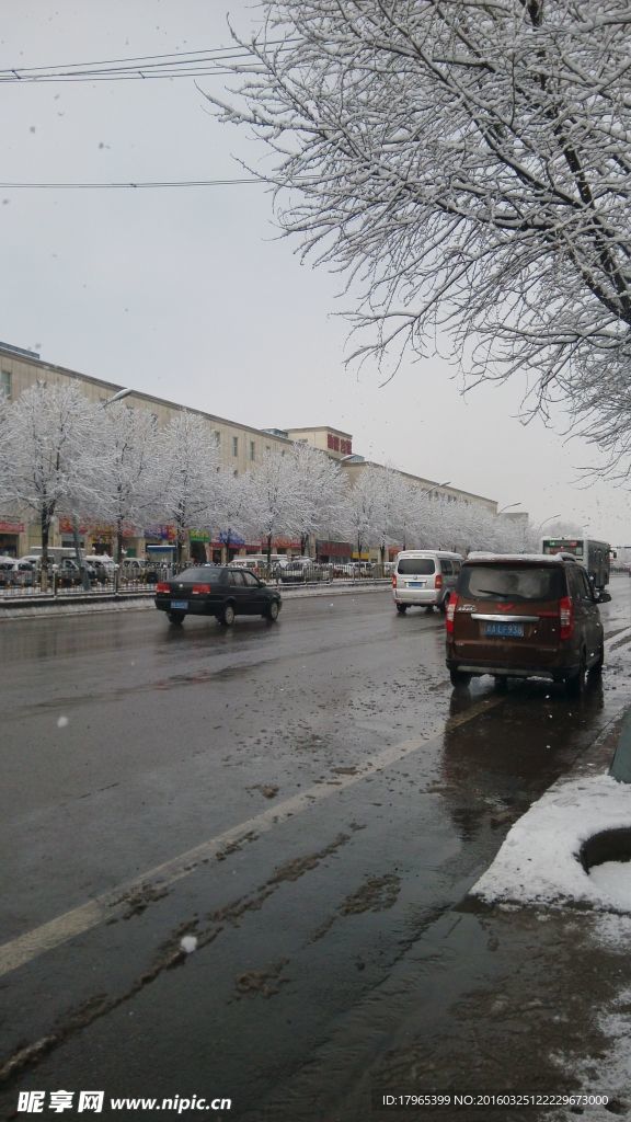 雪中街景