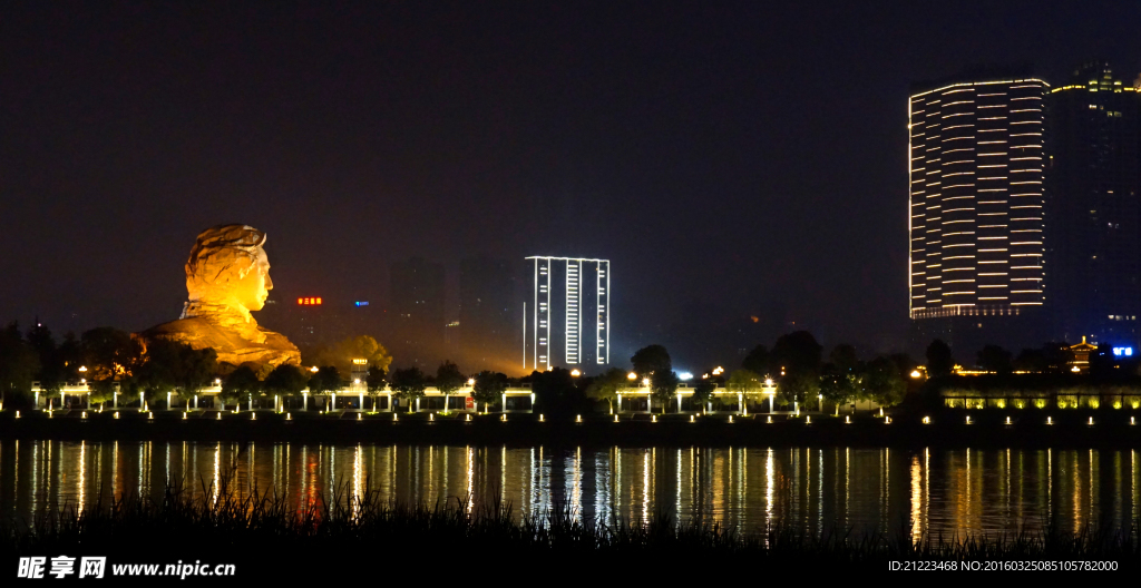 桔子洲头夜景