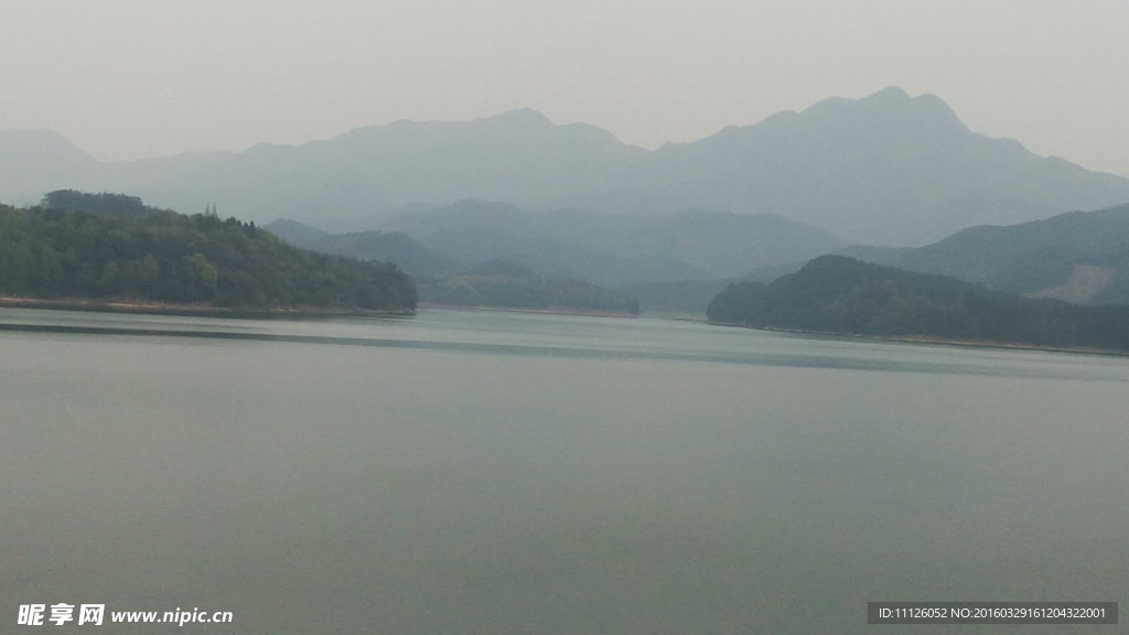 东白湖