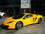 迈凯轮12c