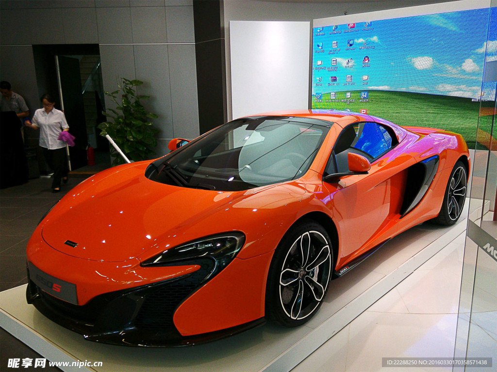 迈凯轮650s