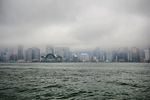 烟雾中维多利亚湾