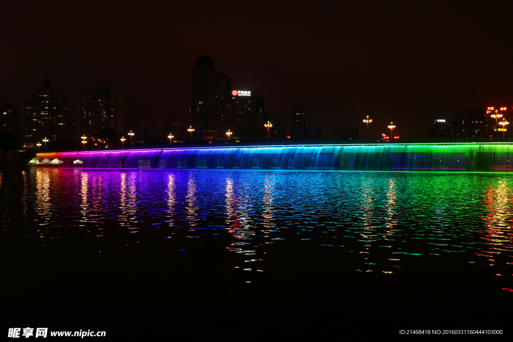 南湖夜景