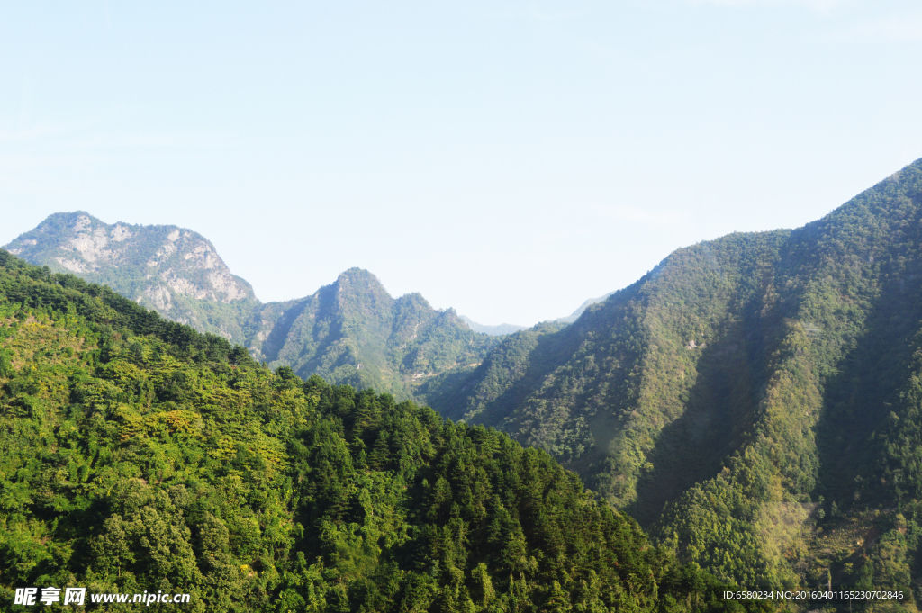 山峰