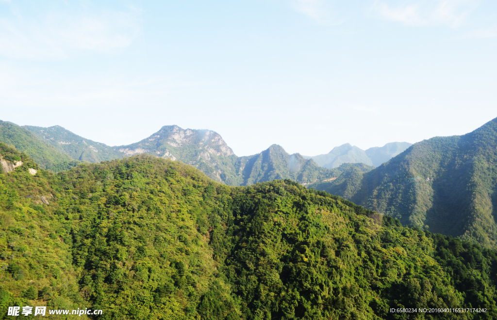 山峰