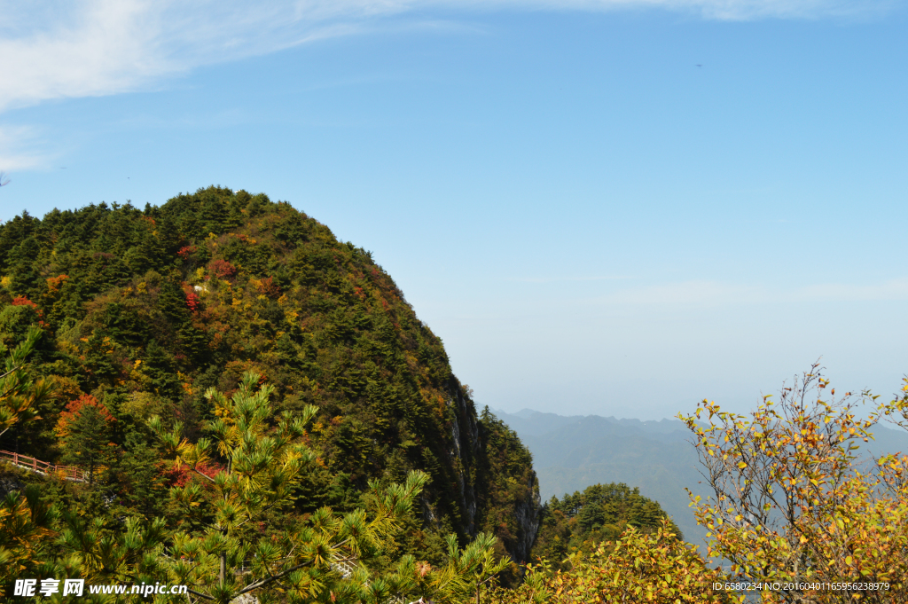 山峰