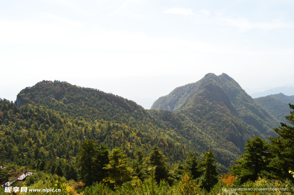 山峰