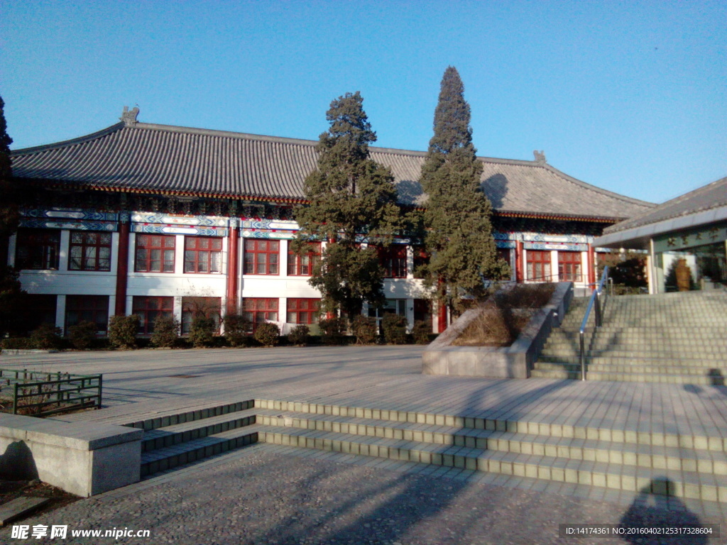 北京大学