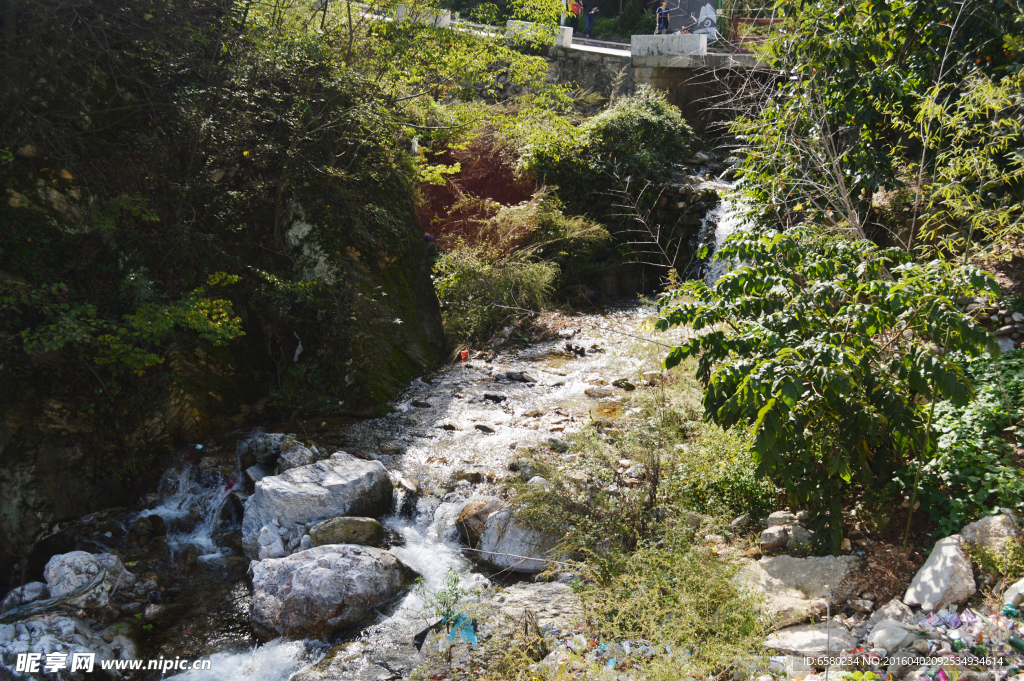 山峰  山