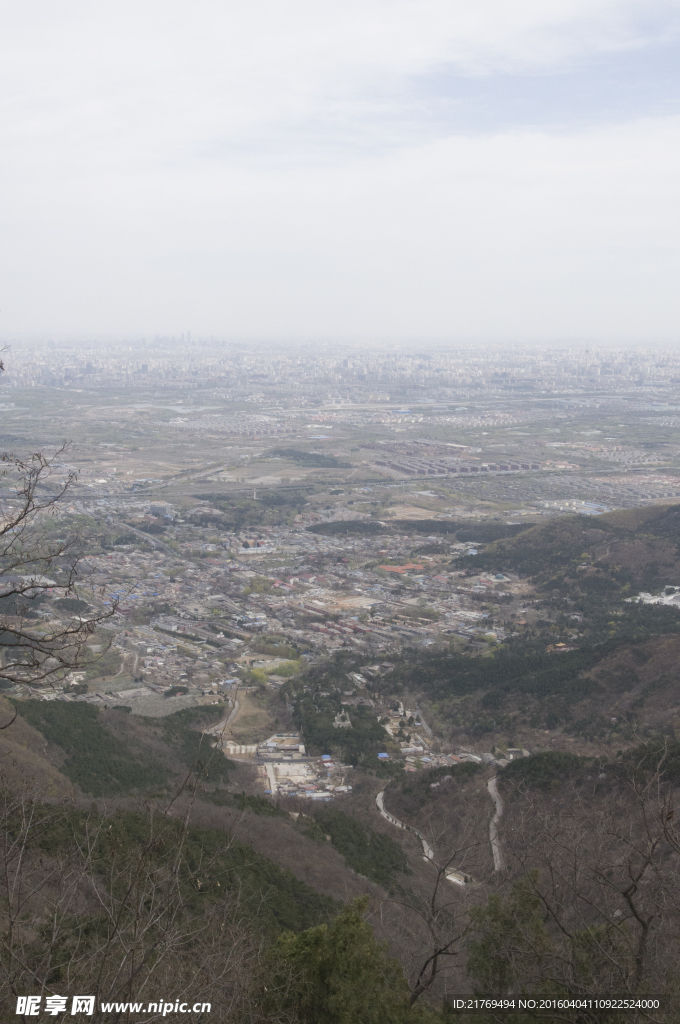 群山