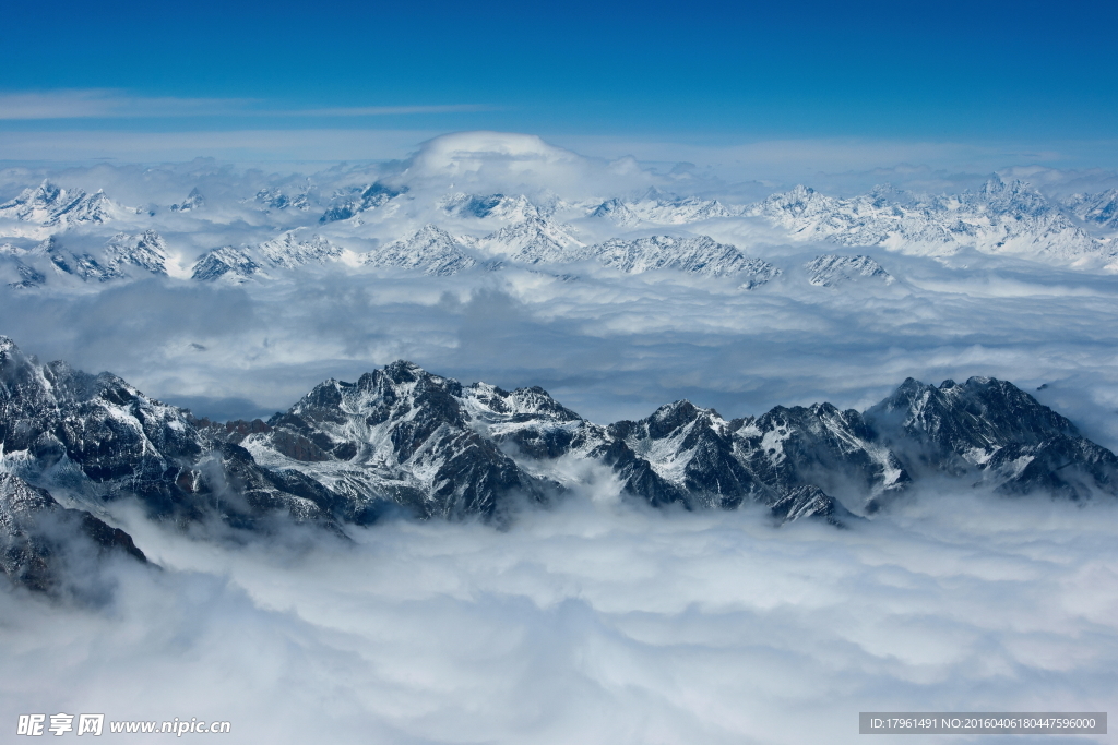 贡嘎山