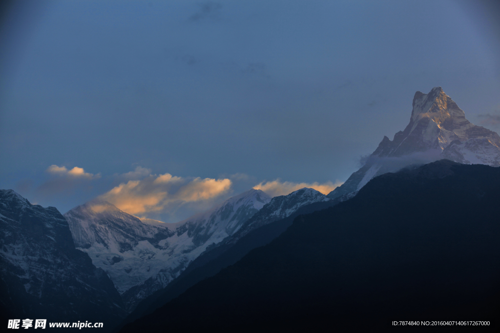 尼泊尔雪山