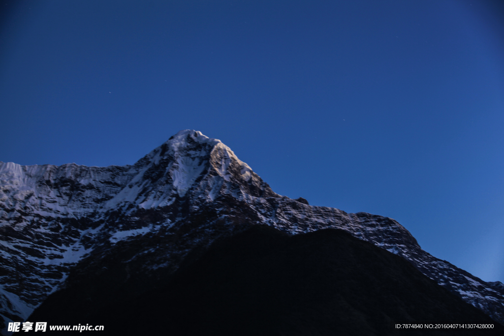 尼泊尔雪山