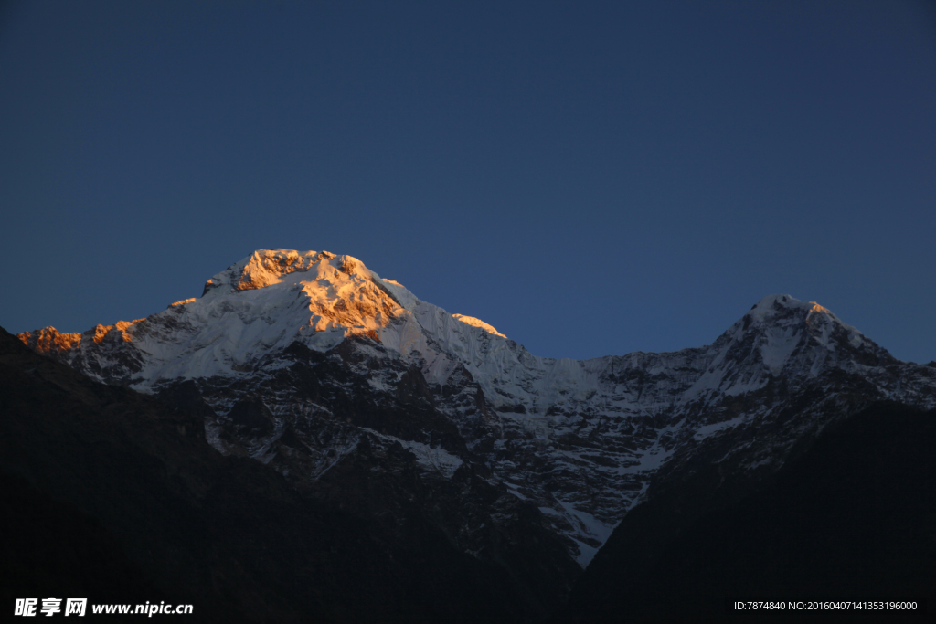 尼泊尔雪山