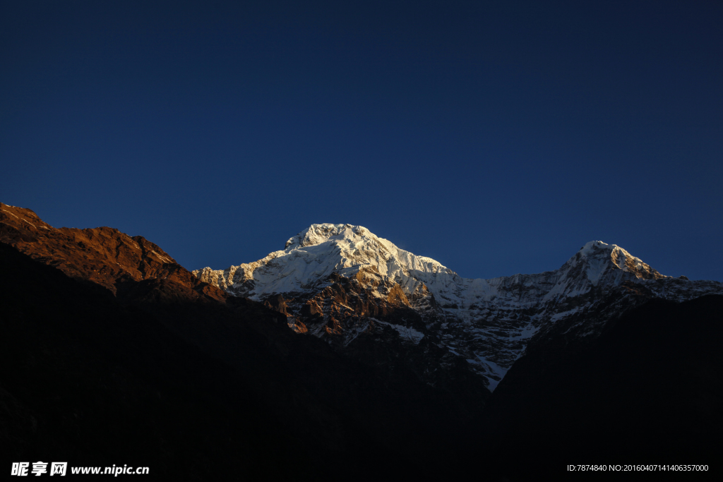 尼泊尔雪山