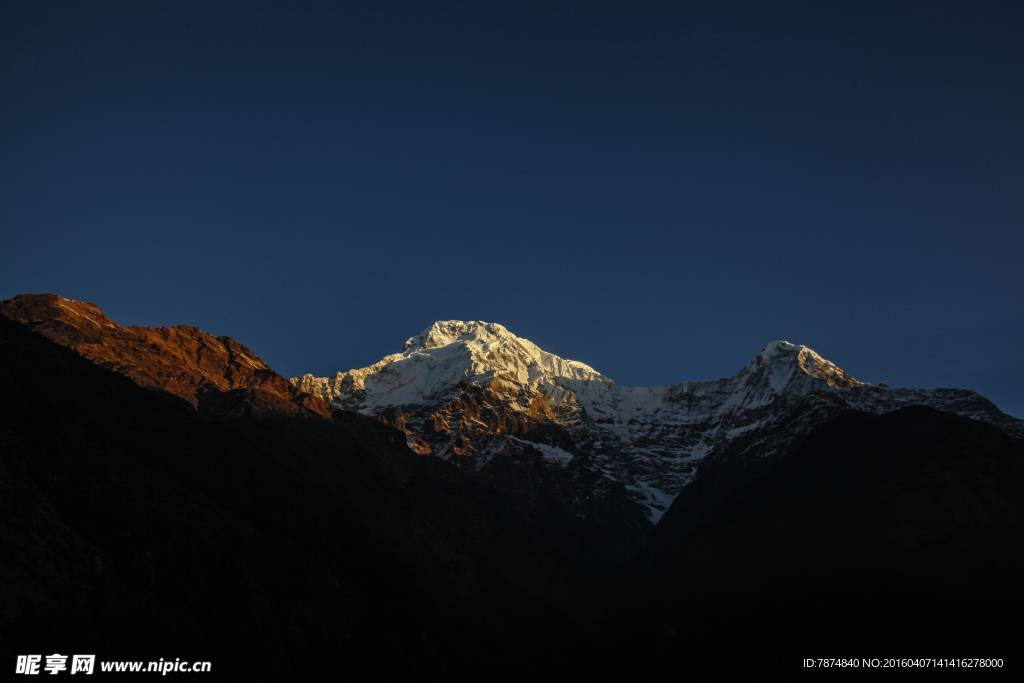 尼泊尔雪山