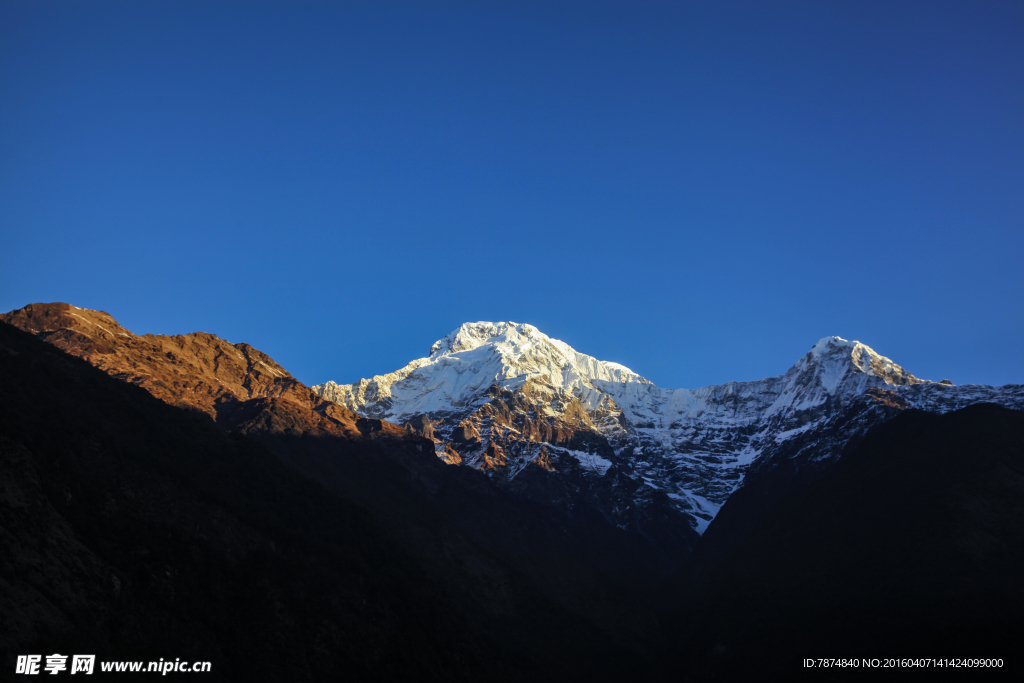 尼泊尔雪山