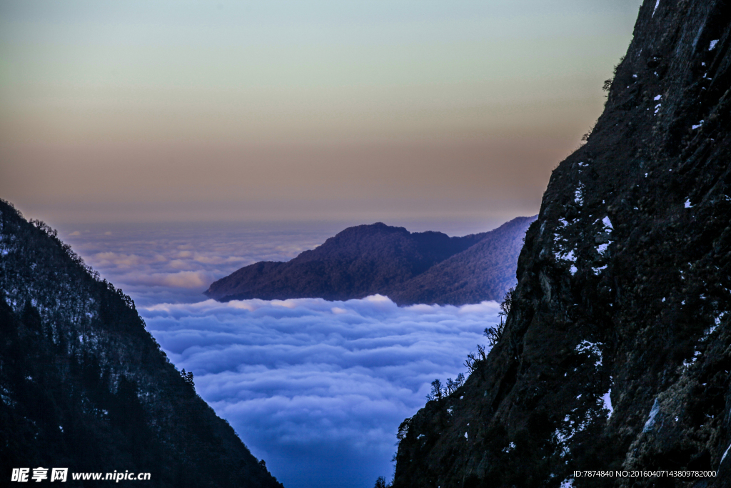 尼泊尔雪山